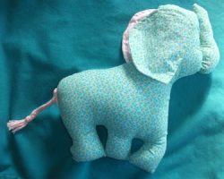 nursery-animal-elephant-stuffed-toy-web